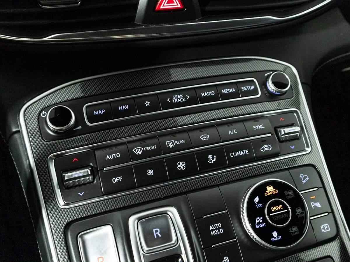 Купить Hyundai Santa Fe с пробегом. Фото: #22