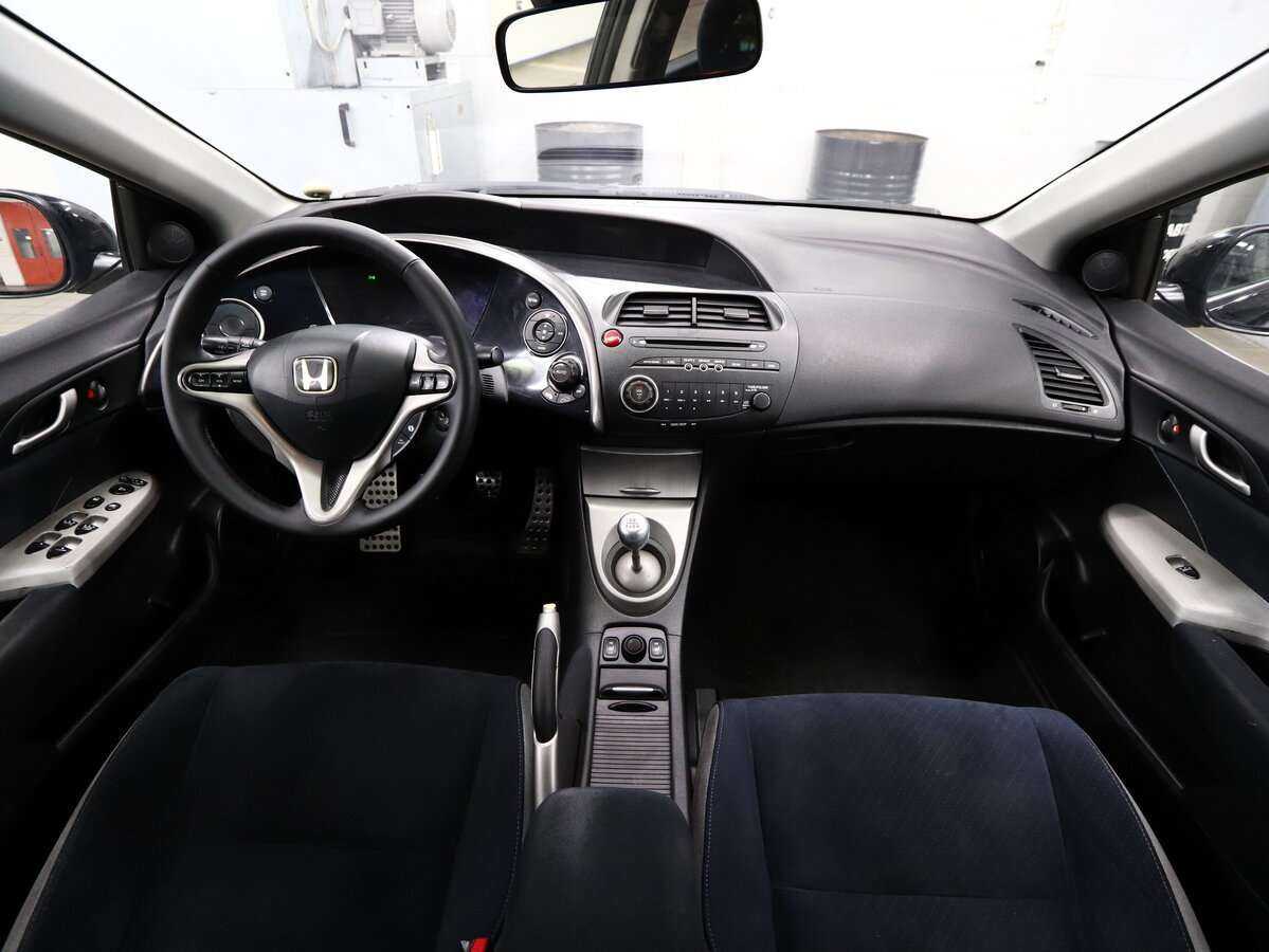 Купить Honda Civic с пробегом. Фото: #14