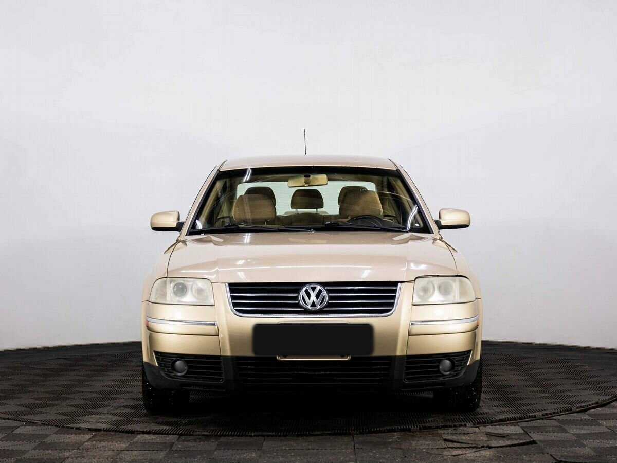 Купить Volkswagen Passat с пробегом. Фото: #1