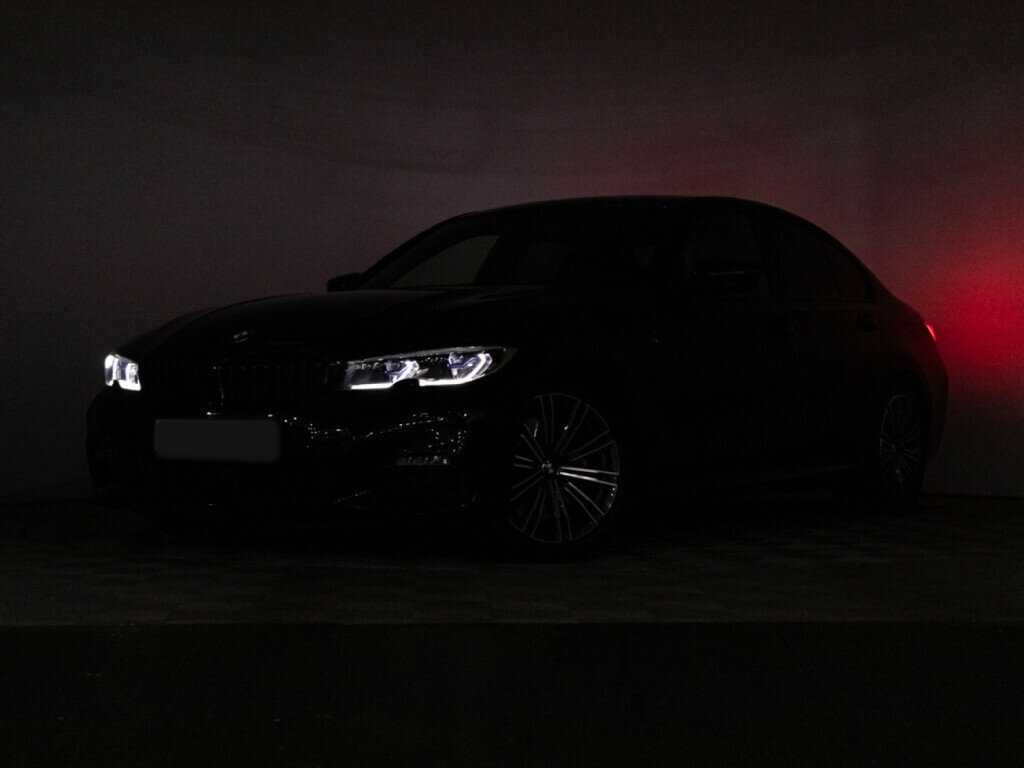 Купить BMW 3 серии с пробегом. Фото: #24