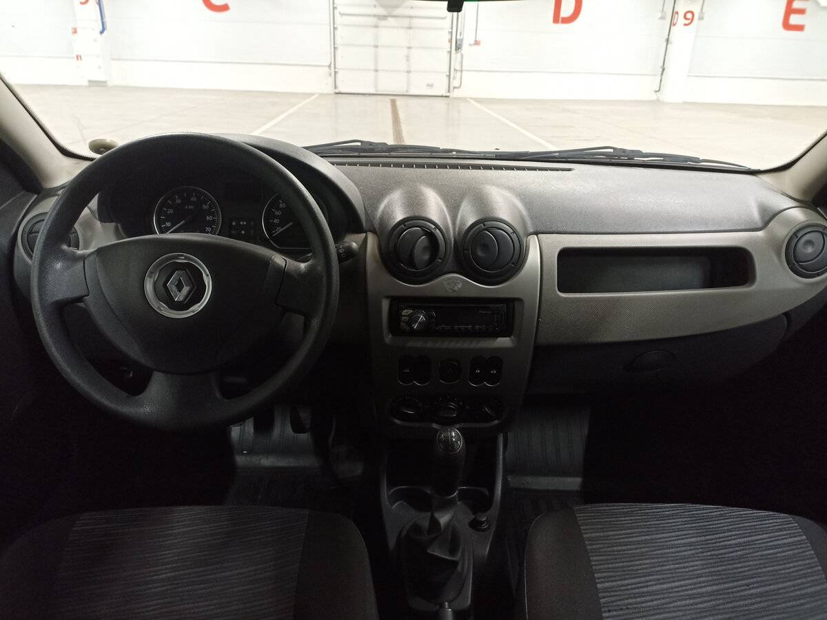 Купить Renault Sandero с пробегом. Фото: #13