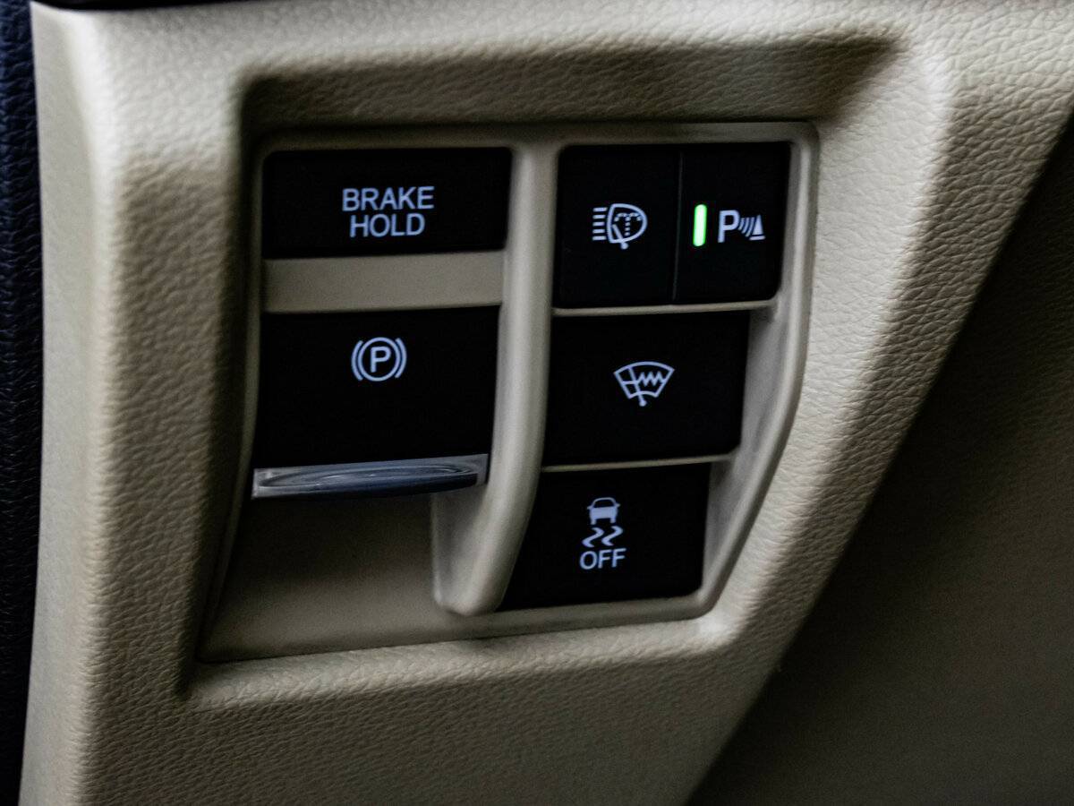 Купить Acura MDX с пробегом. Фото: #17