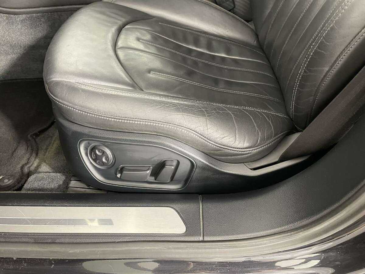 Купить Audi A8 с пробегом. Фото: #9