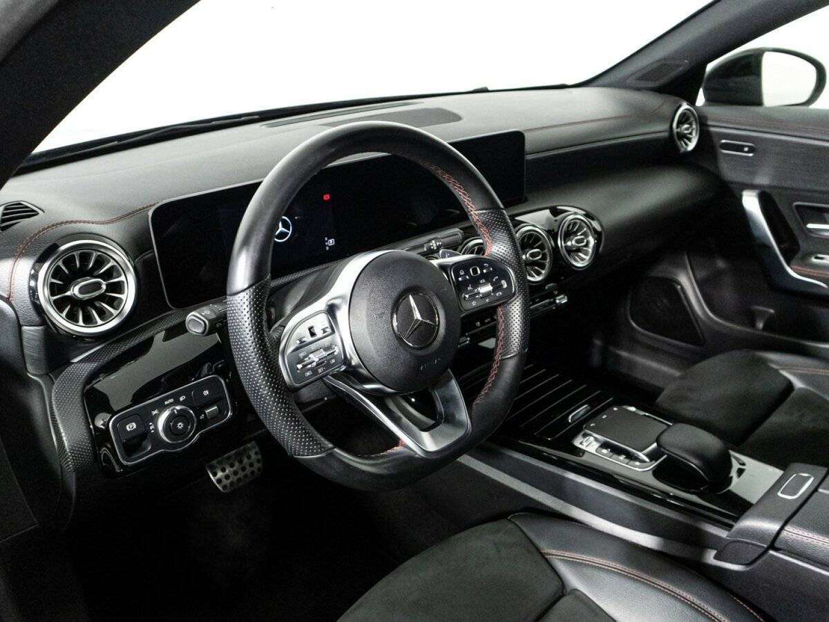 Купить Mercedes-Benz CLA с пробегом. Фото: #10