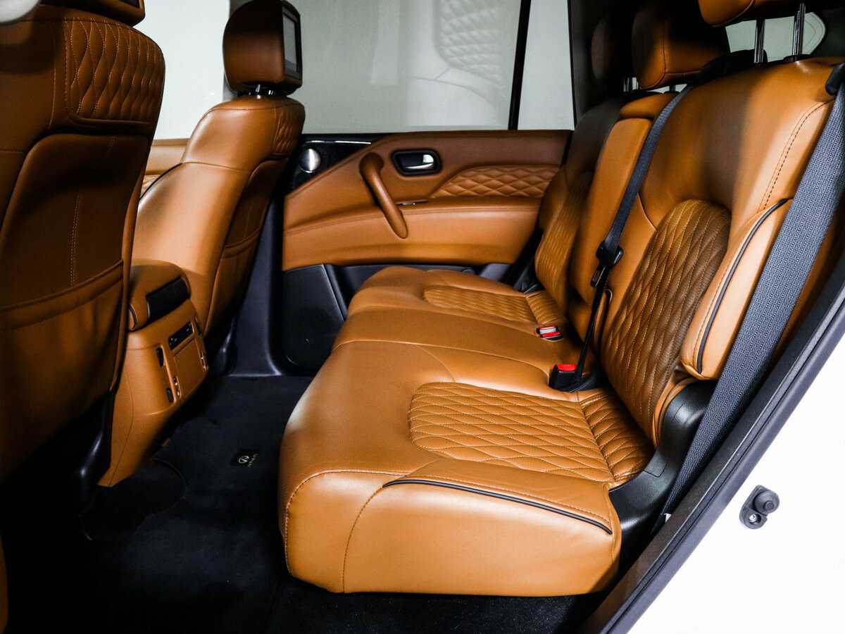 Купить Infiniti QX80 с пробегом. Фото: #6