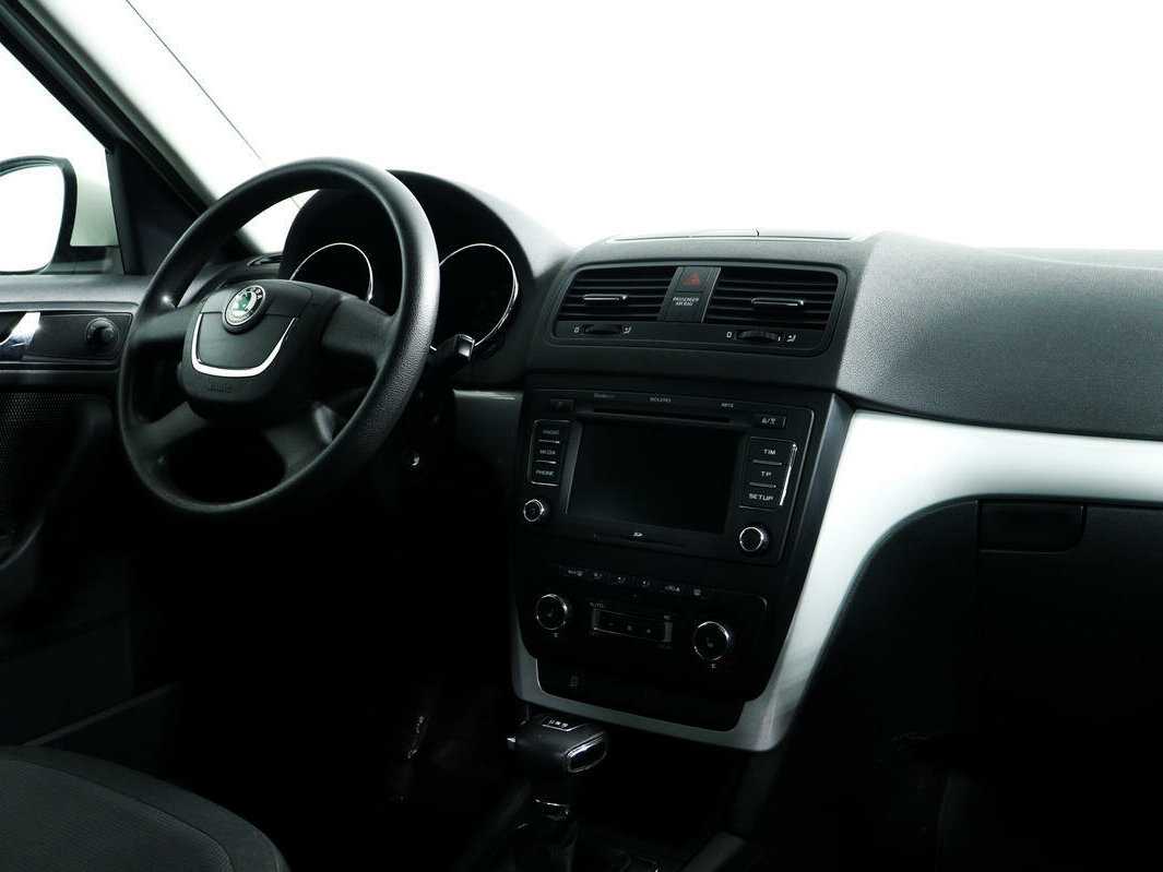 Купить Skoda Yeti с пробегом. Фото: #8