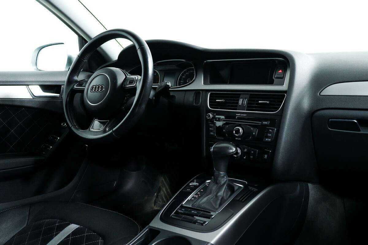 Купить Audi A4 с пробегом. Фото: #6