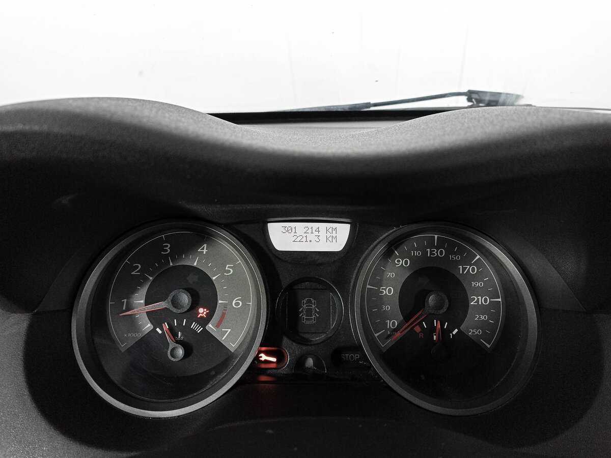 Купить Renault Megane с пробегом. Фото: #10