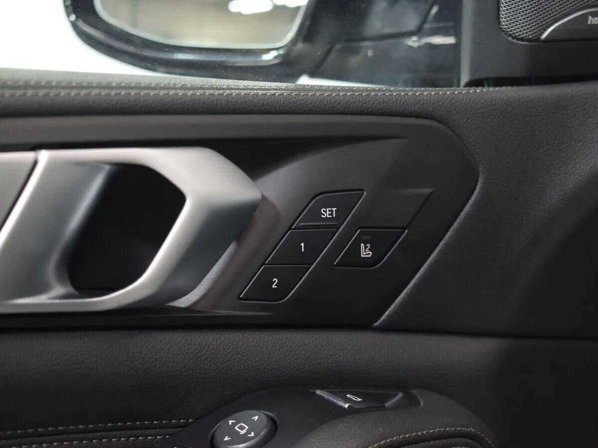 Купить BMW X5 с пробегом. Фото: #11