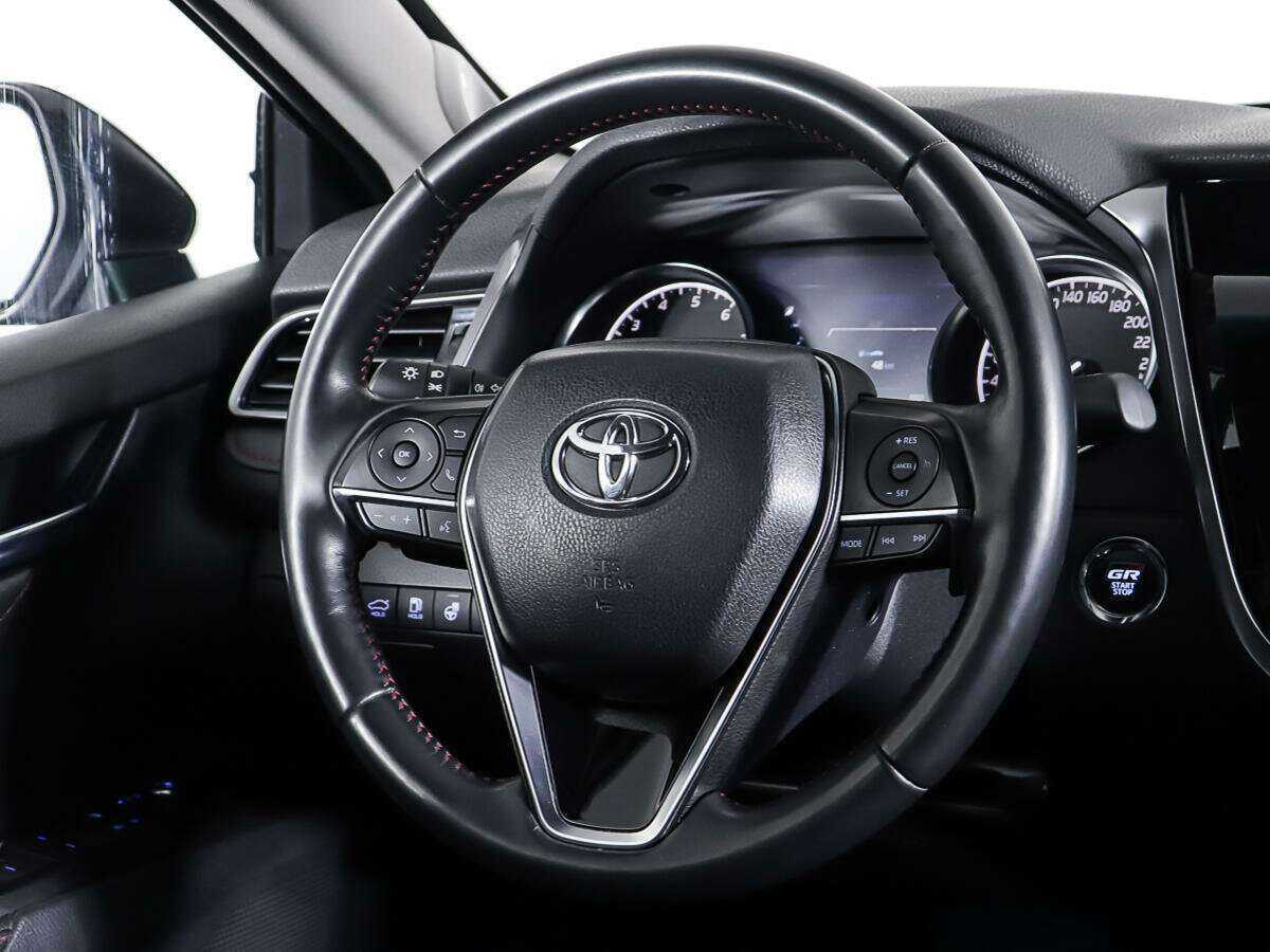 Купить Toyota Camry с пробегом. Фото: #13