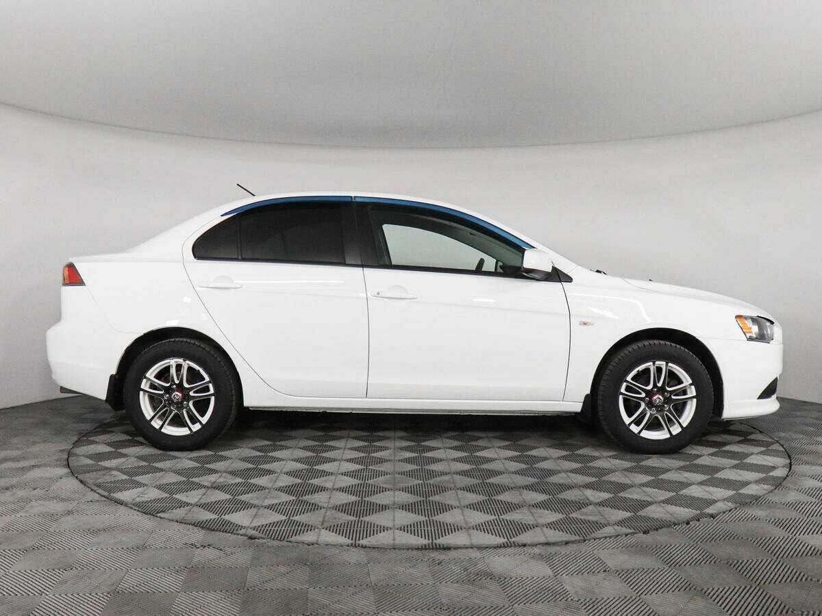 Купить Mitsubishi Lancer с пробегом. Фото: #3