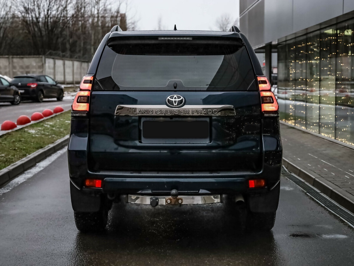 Купить Toyota Land Cruiser Prado с пробегом. Фото: #4