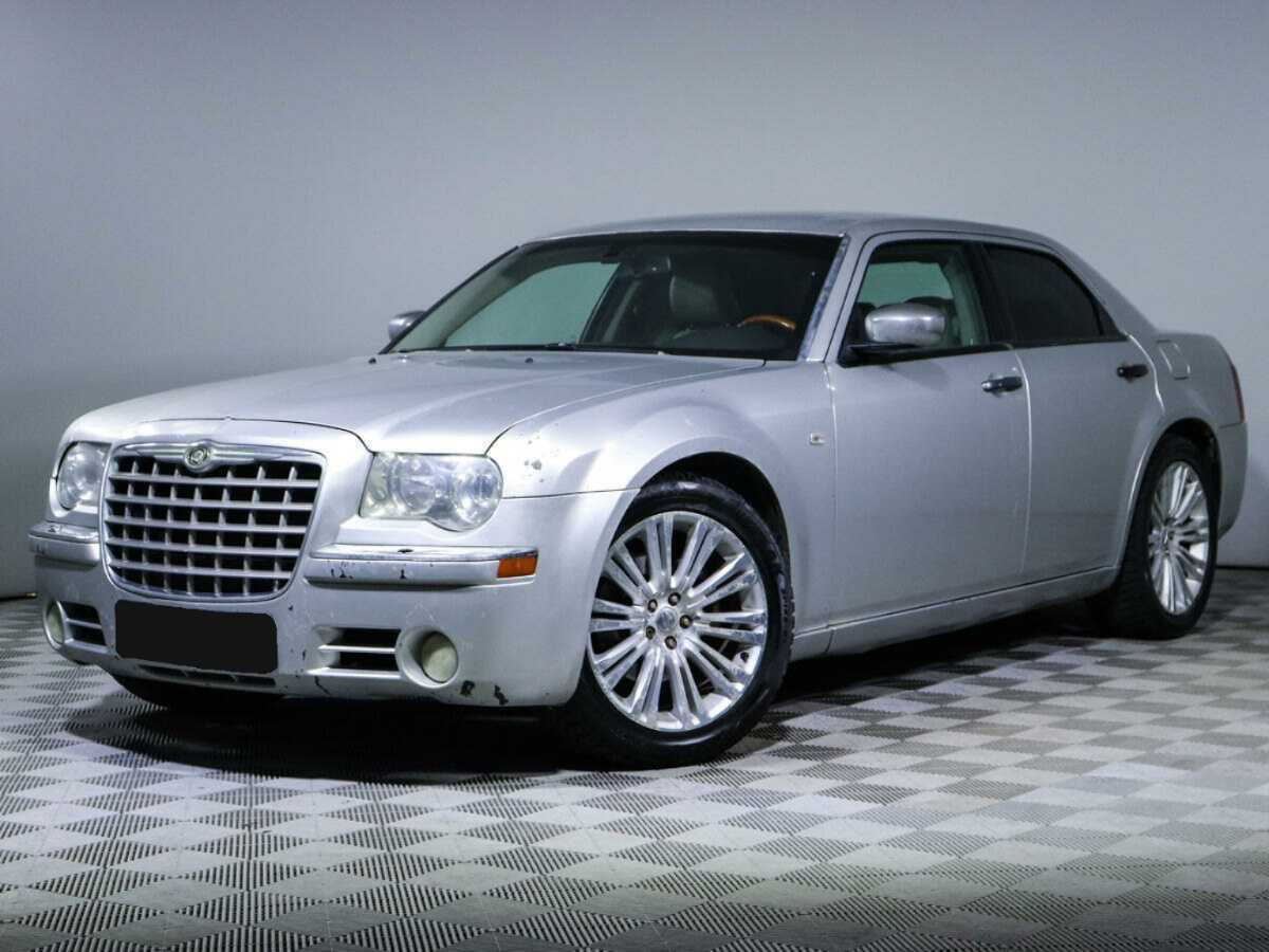 Купить Chrysler 300C с пробегом. Посмотреть фото