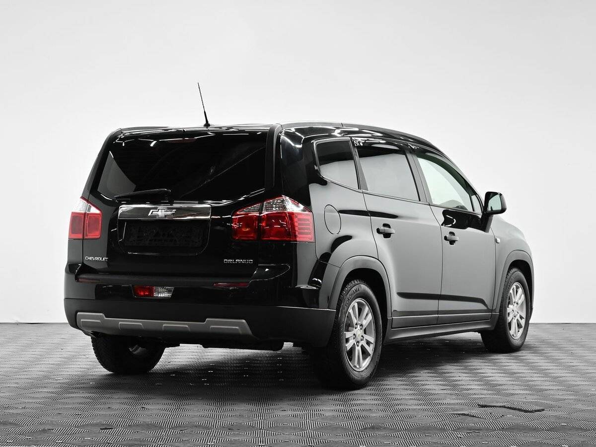 Купить Chevrolet Orlando с пробегом. Фото: #3