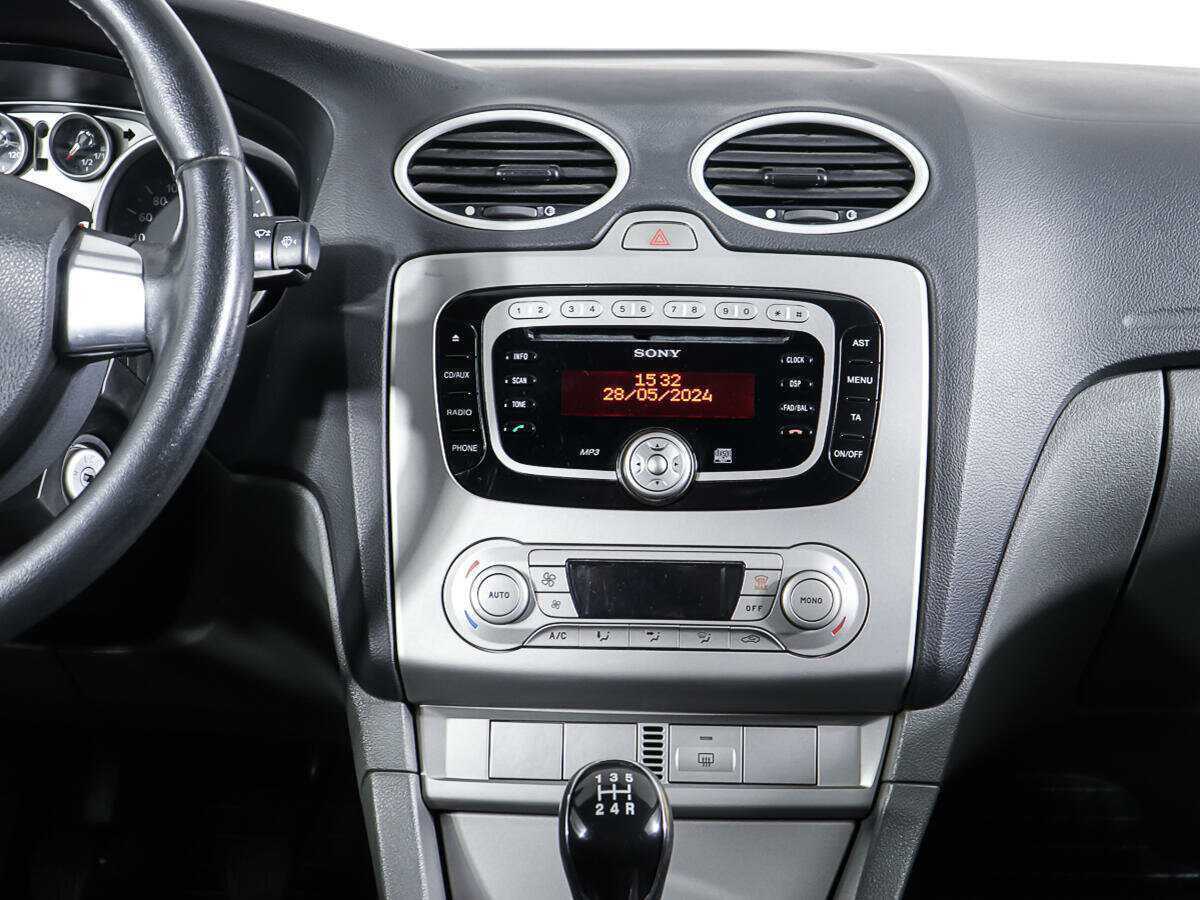 Купить Ford Focus с пробегом. Фото: #11
