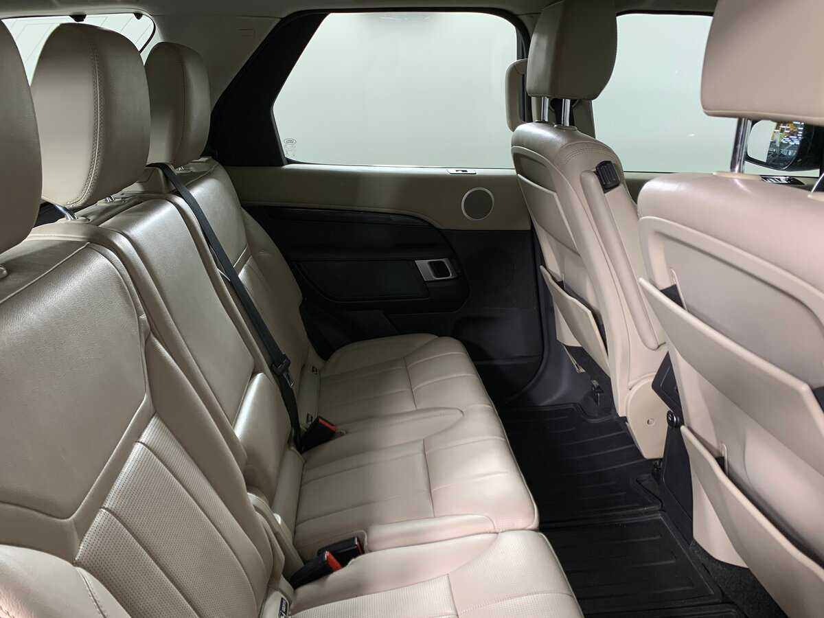 Купить Land Rover Discovery с пробегом. Фото: #16