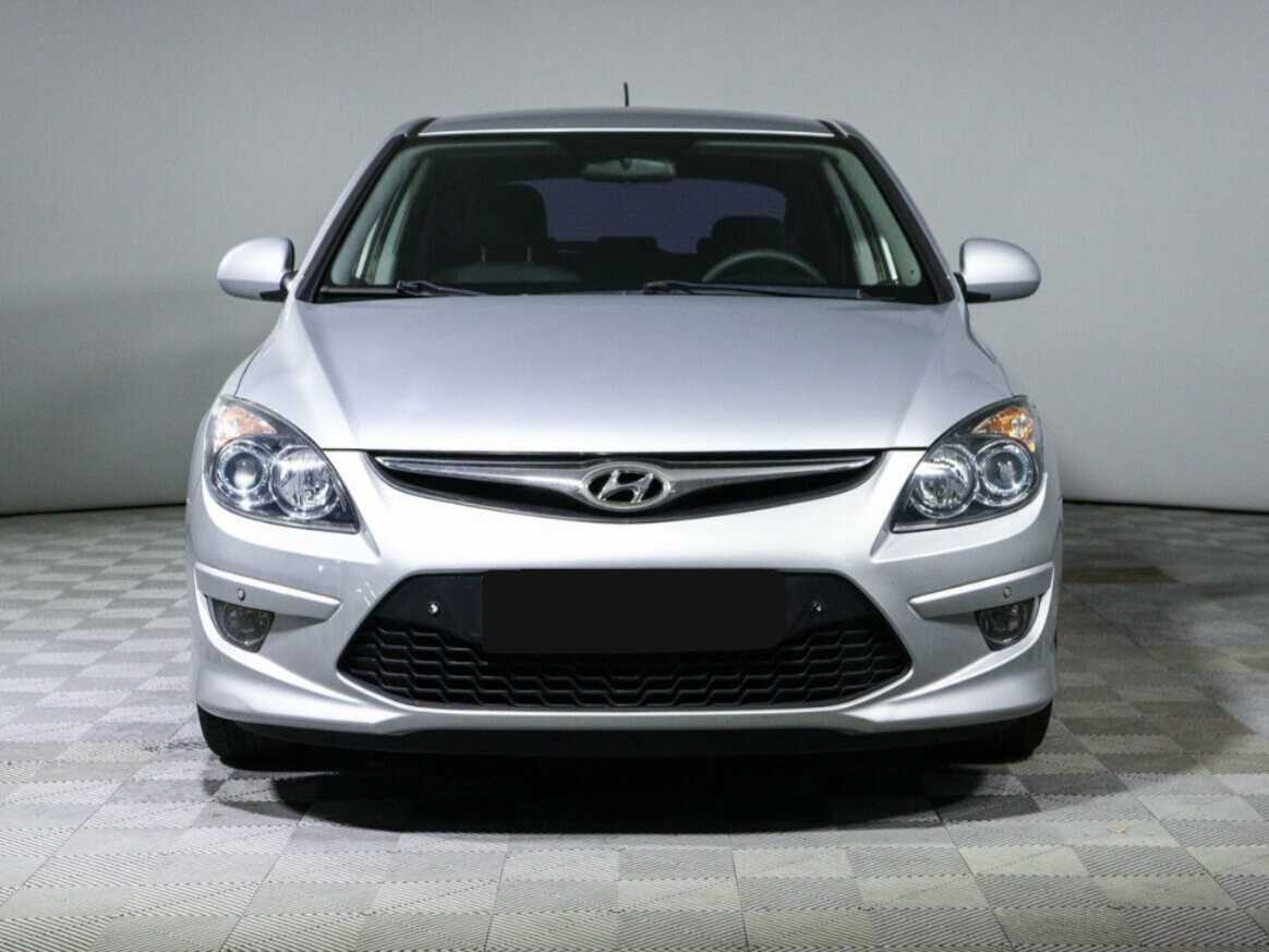 Купить Hyundai i30 с пробегом. Фото: #1