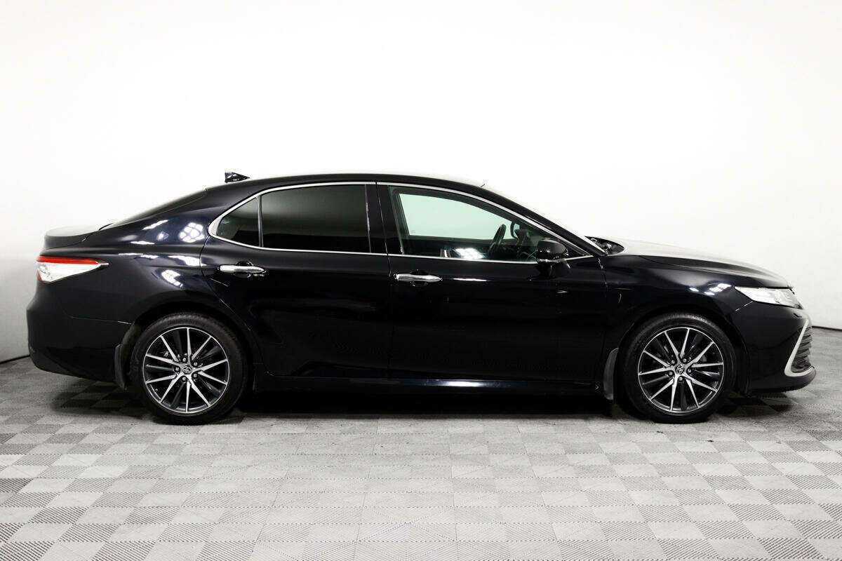 Купить Toyota Camry с пробегом. Фото: #3