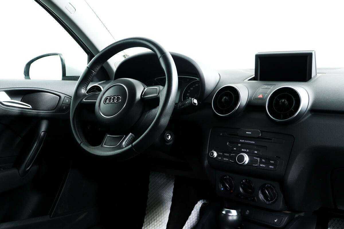 Купить Audi A1 с пробегом. Фото: #8