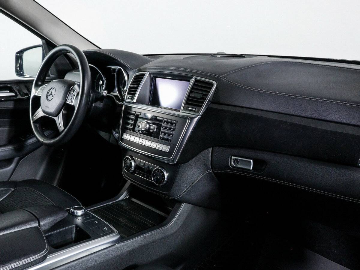Купить Mercedes-Benz M-Класс с пробегом. Фото: #8