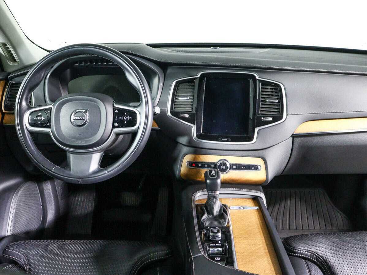Купить Volvo XC90 с пробегом. Фото: #9