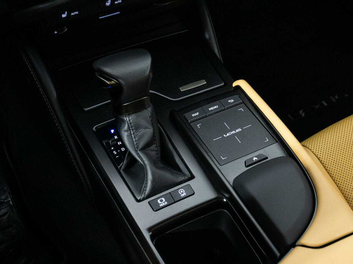 Купить Lexus ES с пробегом. Фото: #20