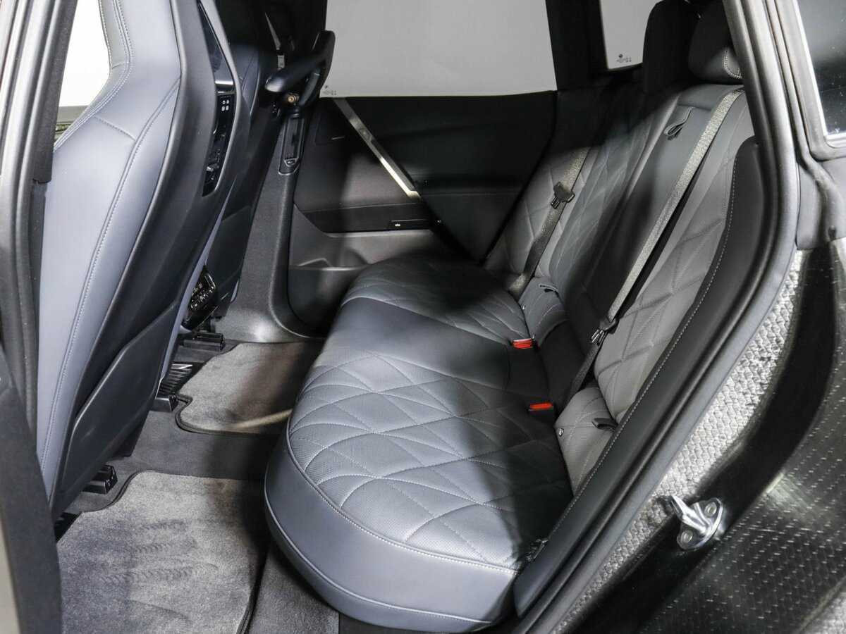 Купить BMW iX с пробегом. Фото: #4