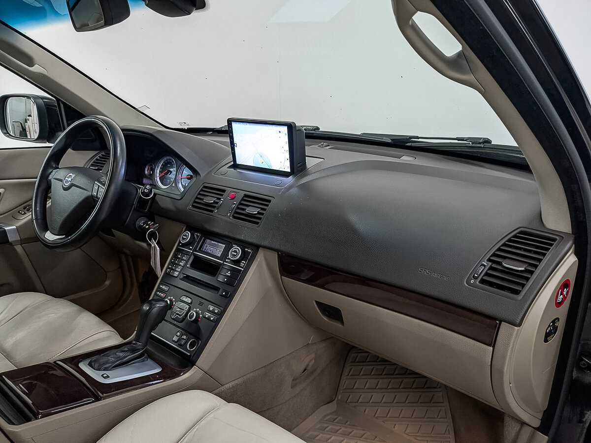 Купить Volvo XC90 с пробегом. Фото: #10