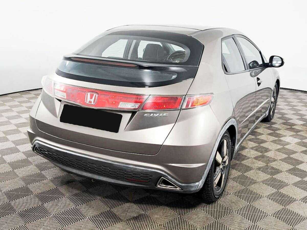 Купить Honda Civic с пробегом. Фото: #4