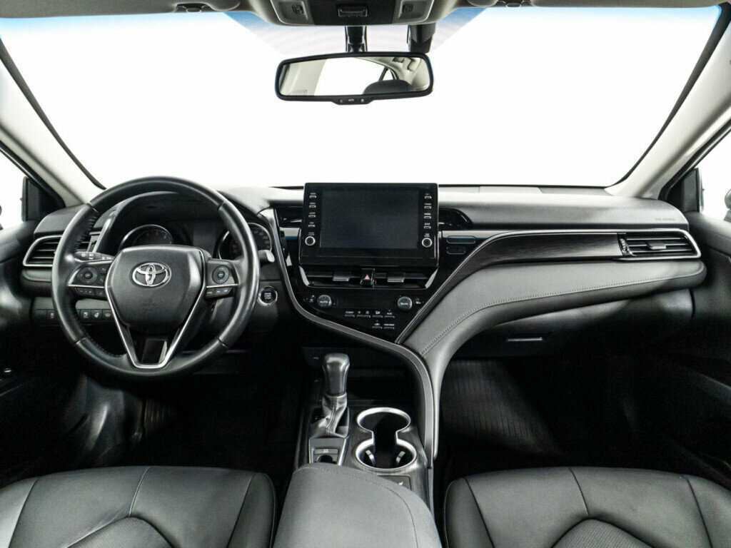 Купить Toyota Camry с пробегом. Фото: #12