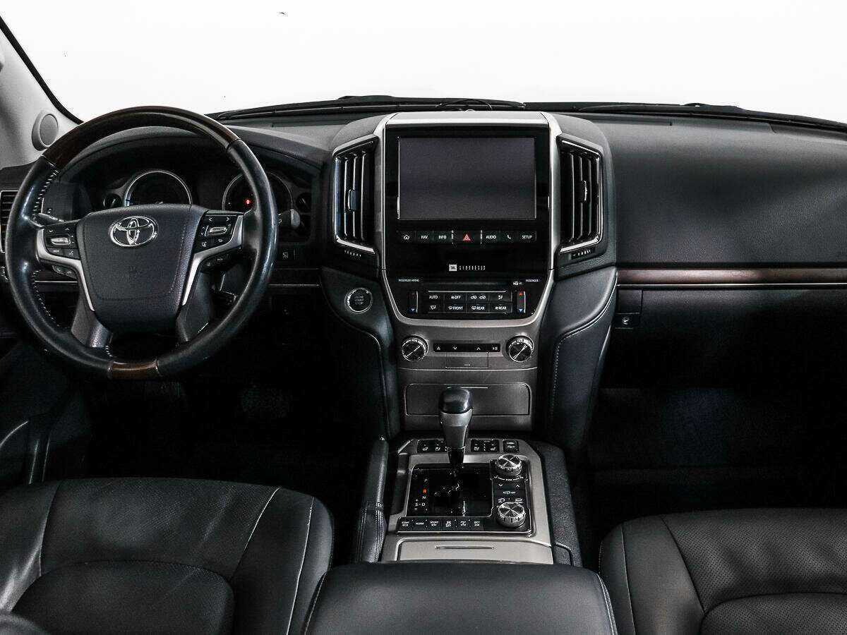 Купить Toyota Land Cruiser с пробегом. Фото: #13