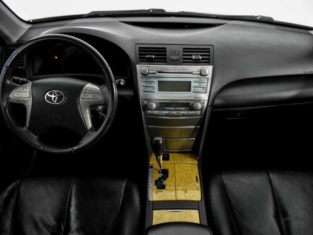 Купить Toyota Camry с пробегом. Фото: #11