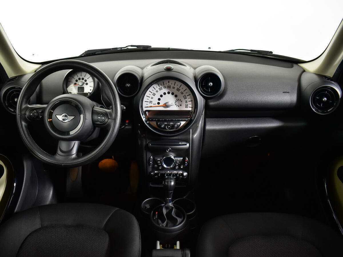 Купить Mini Countryman с пробегом. Фото: #10