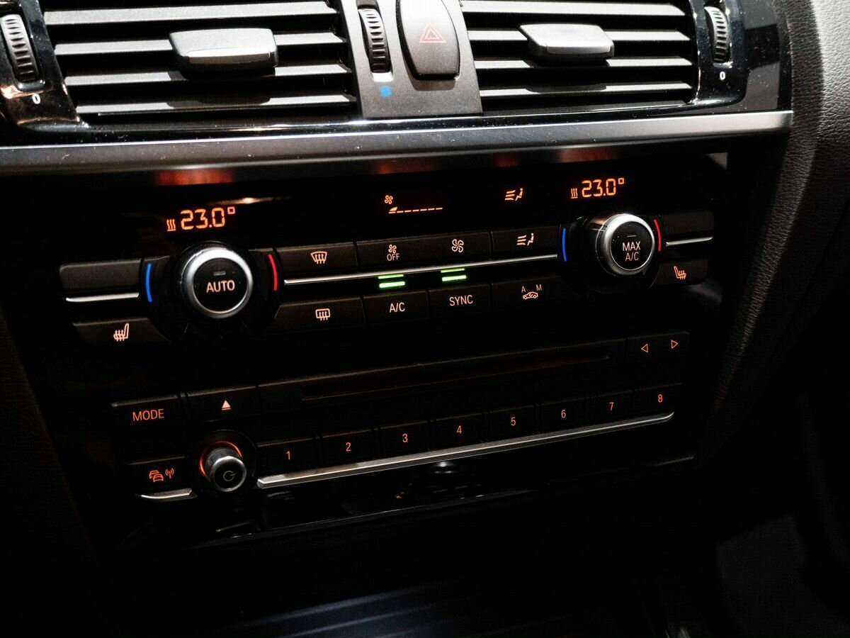 Купить BMW X4 с пробегом. Фото: #23