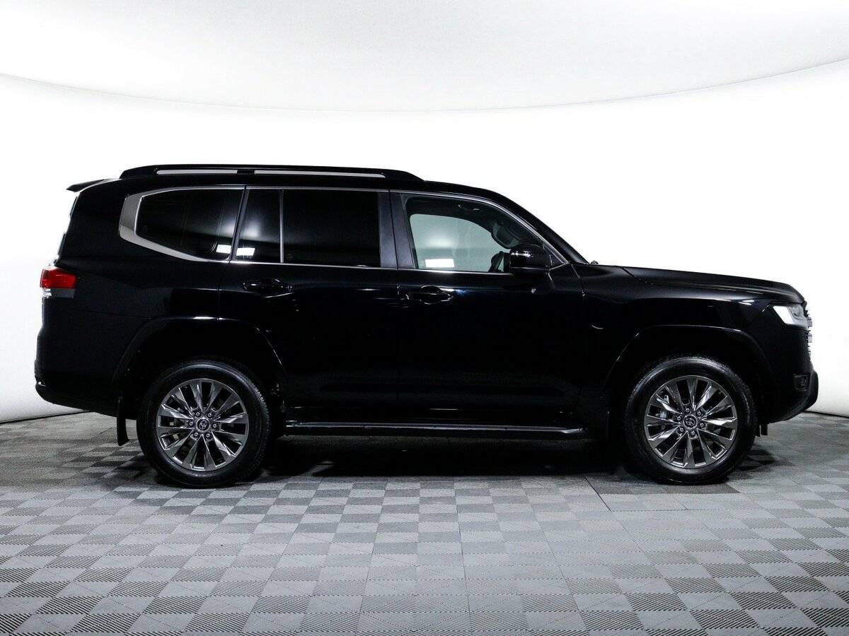 Купить Toyota Land Cruiser с пробегом. Фото: #3