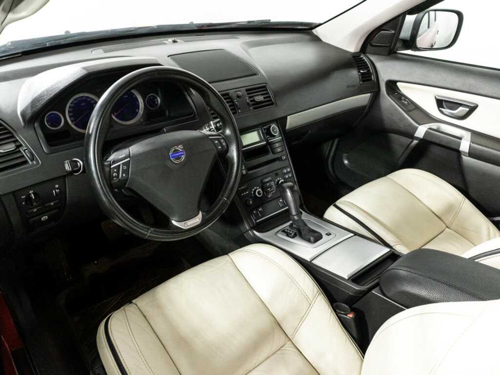 Купить Volvo XC90 с пробегом. Фото: #10