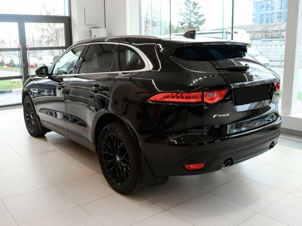 Купить Jaguar F-Pace с пробегом. Фото: #4