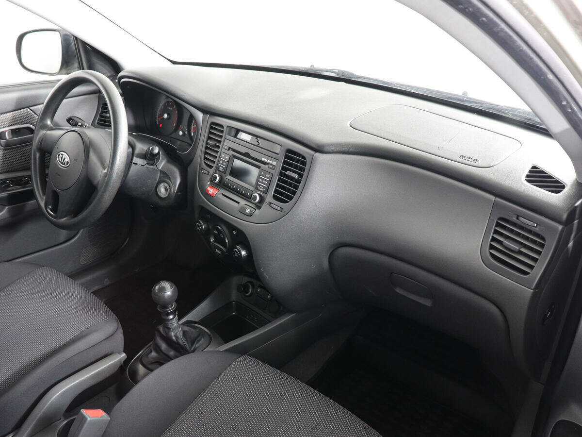 Купить Kia Rio с пробегом. Фото: #5