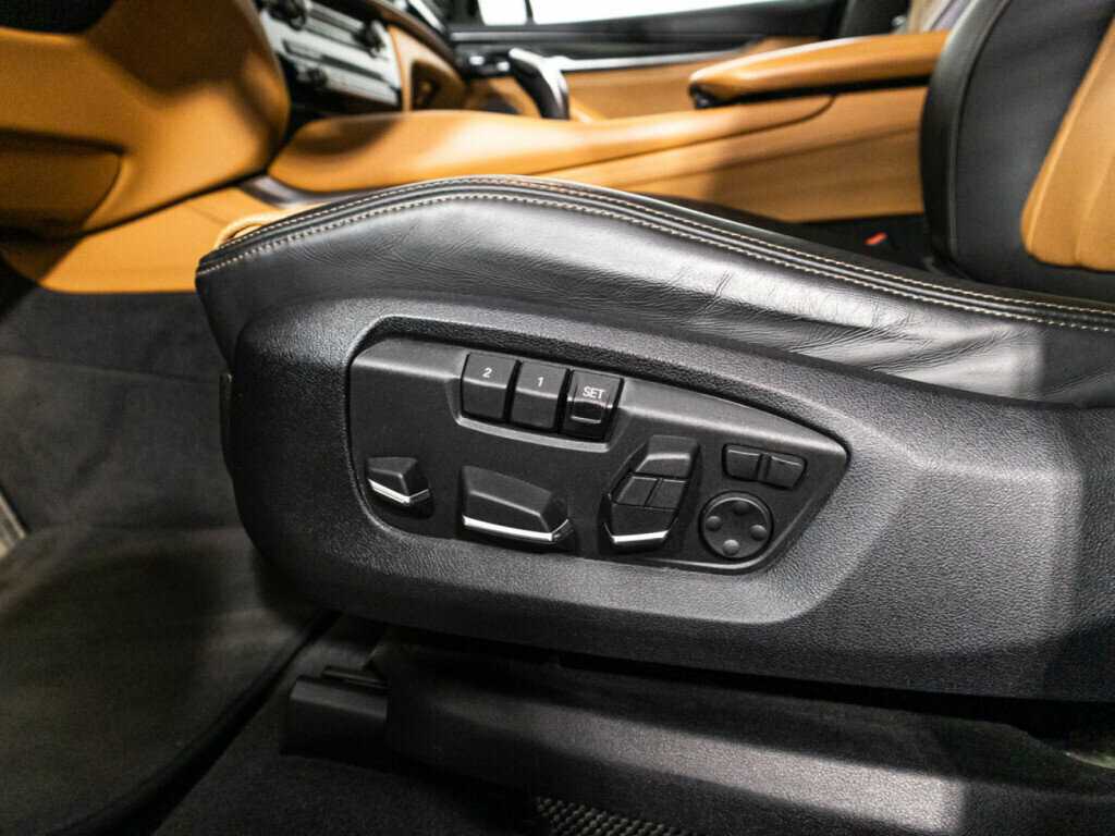 Купить BMW X6 с пробегом. Фото: #17