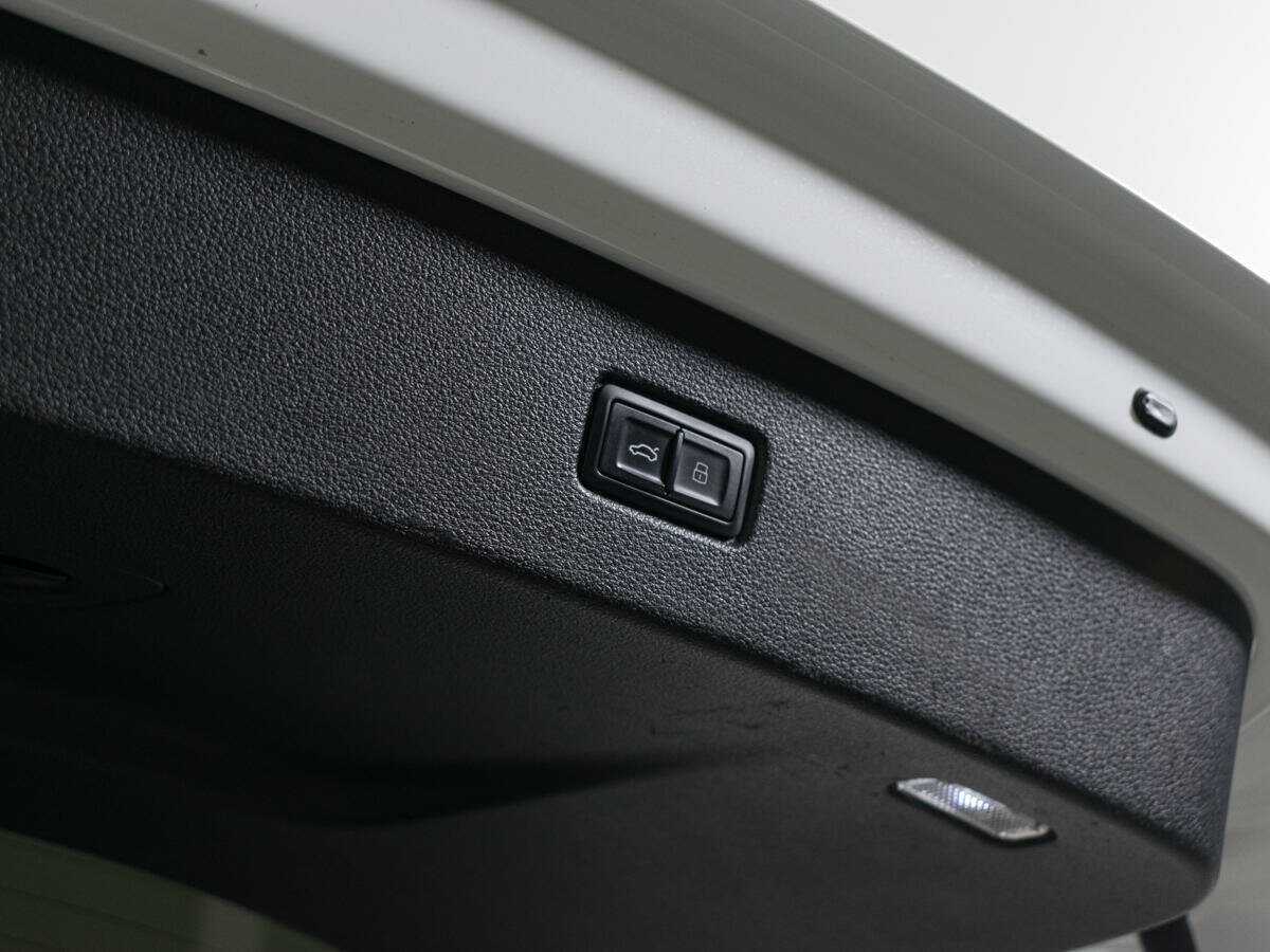 Купить Audi Q7 с пробегом. Фото: #7
