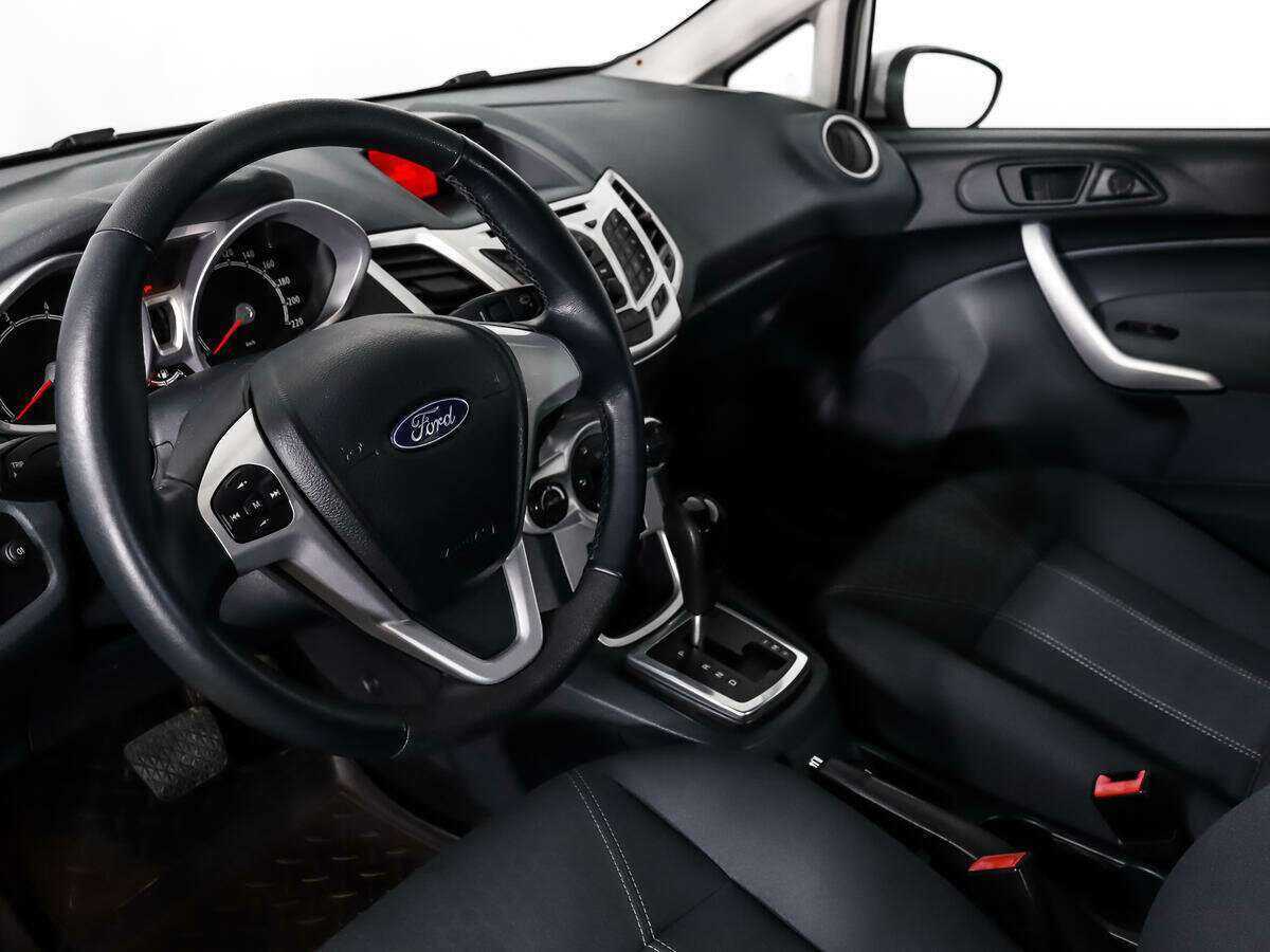 Купить Ford Fiesta с пробегом. Фото: #7