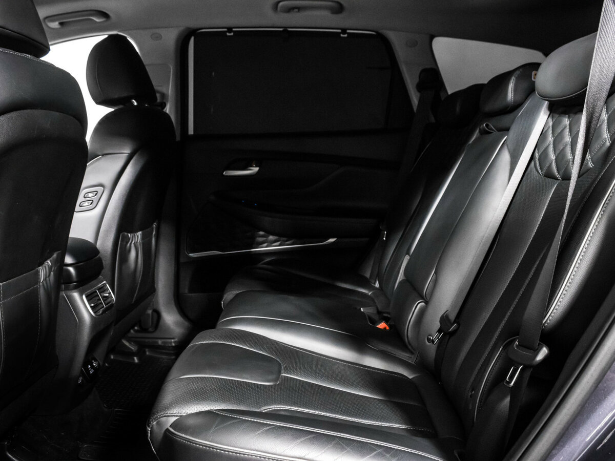 Купить Hyundai Santa Fe с пробегом. Фото: #9