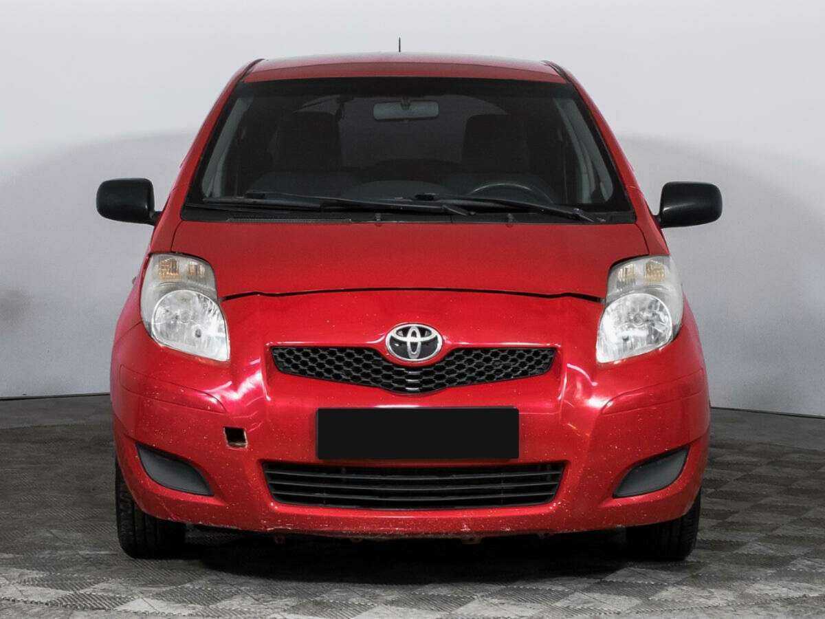 Купить Toyota Yaris с пробегом. Фото: #1