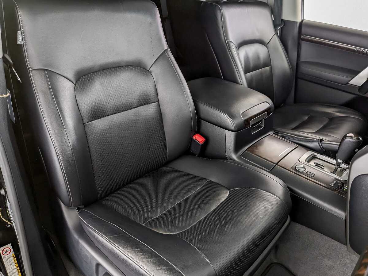 Купить Toyota Land Cruiser с пробегом. Фото: #18