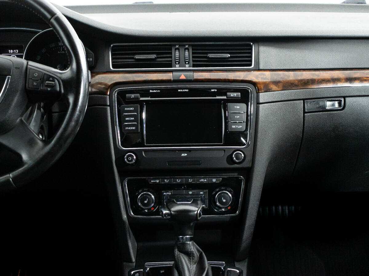 Купить Skoda Superb с пробегом. Фото: #13