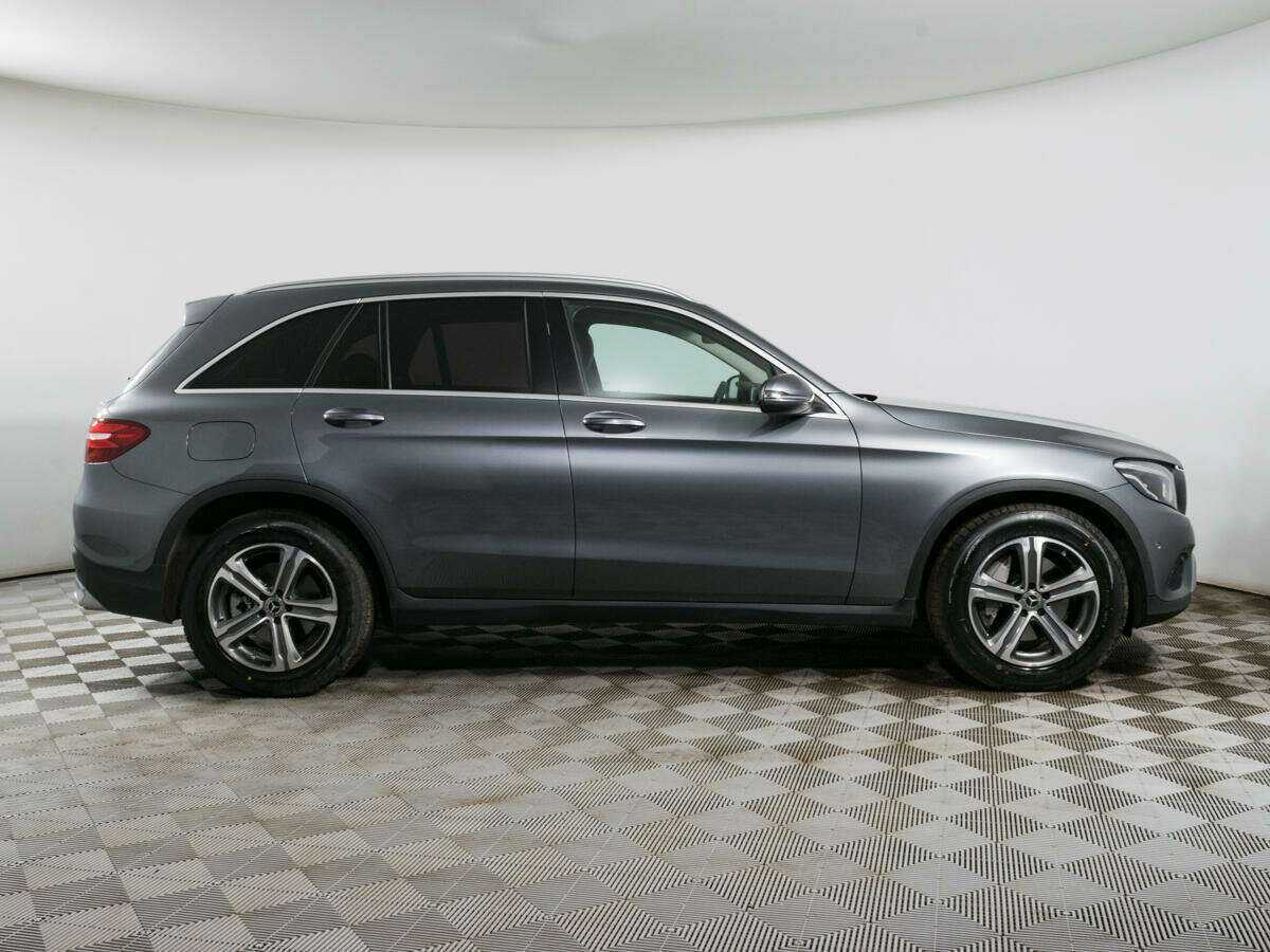 Купить Mercedes-Benz GLC с пробегом. Фото: #3