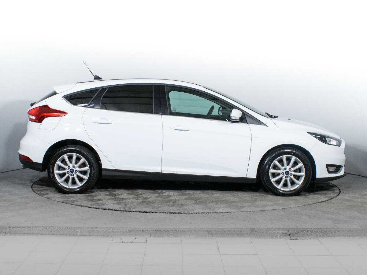 Купить Ford Focus с пробегом. Фото: #3