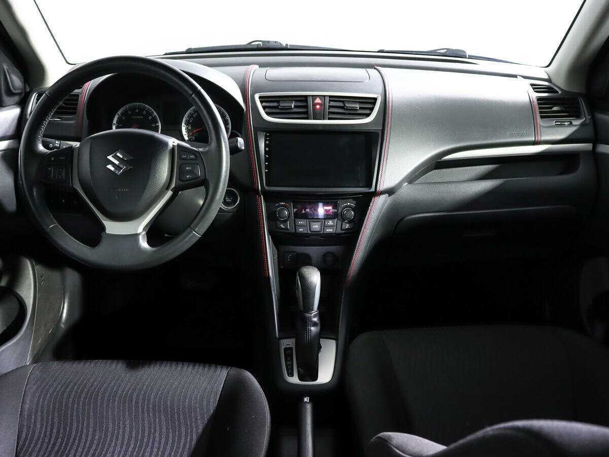 Купить Suzuki Swift с пробегом. Фото: #11