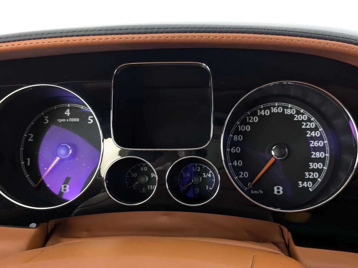 Купить Bentley Continental GT с пробегом. Фото: #15
