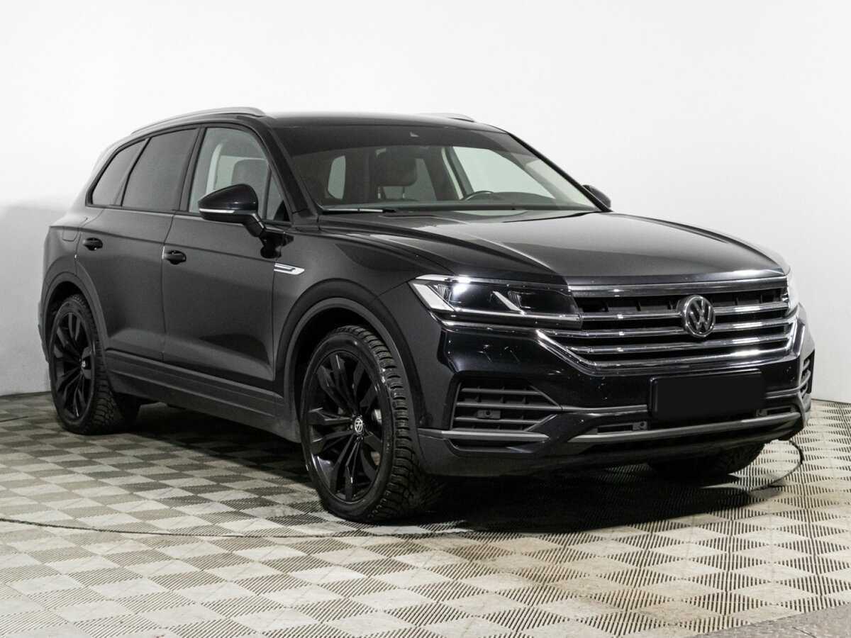 Купить Volkswagen Touareg с пробегом. Фото: #2
